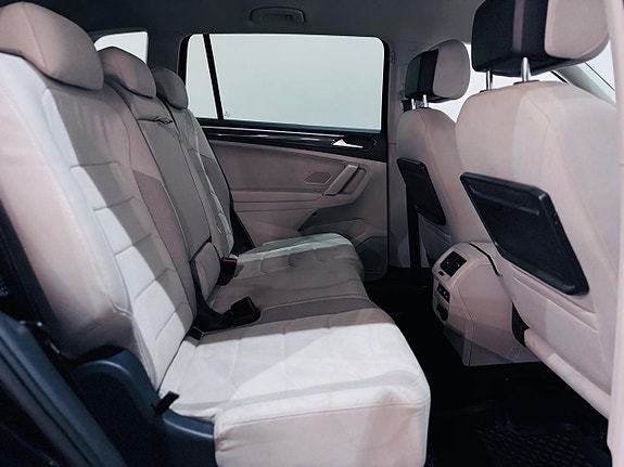 Volkswagen Tiguan Allspace 7 of 20