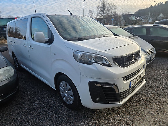 Peugeot Traveller 6 of 17