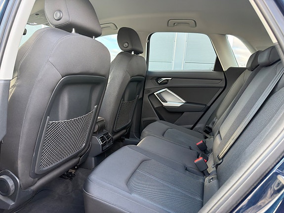 Audi Q3 9 of 18
