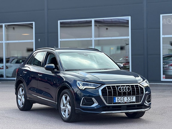 Audi Q3 4 of 5