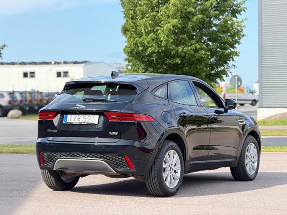 Jaguar E-PACE 5 of 16