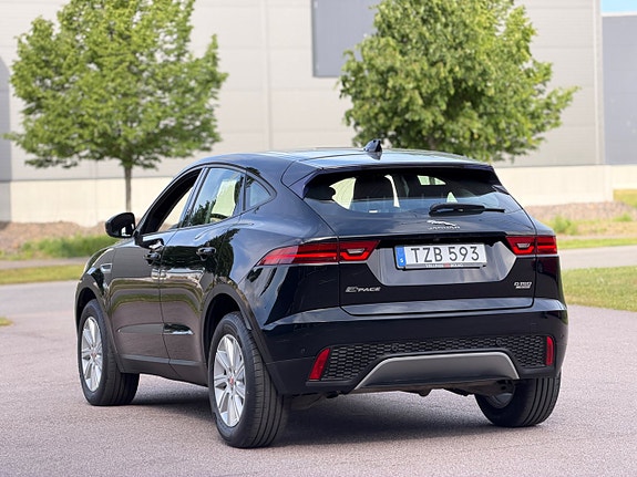 Jaguar E-PACE 6 of 16