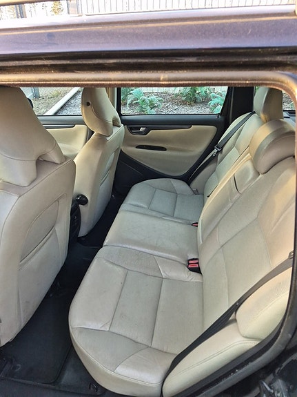 Volvo V70 6 of 6