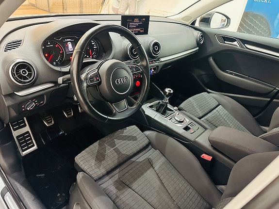 Audi A3 9 of 21
