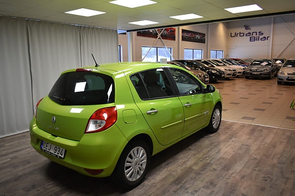 Renault Clio 6 of 19