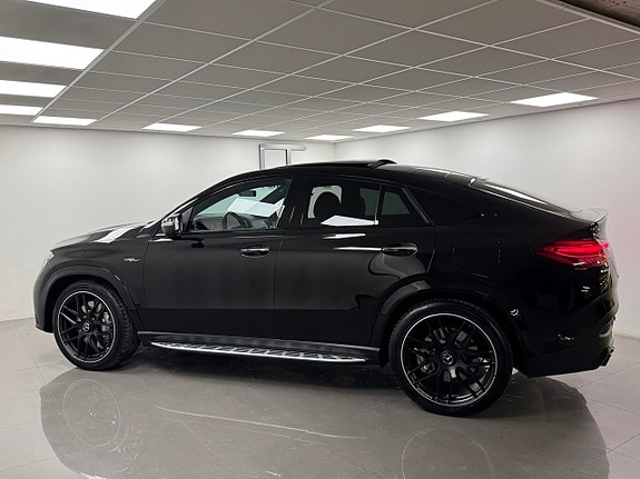 Mercedes-Benz GLE53 18 of 21