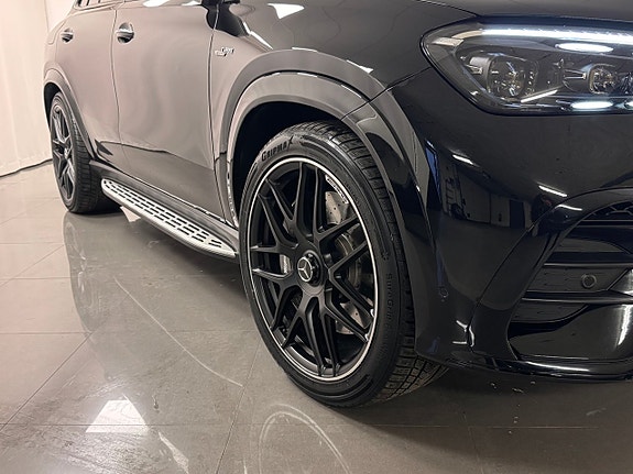 Mercedes-Benz GLE53 11 of 21