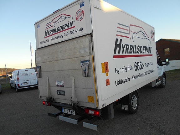 Ford Transit 3 of 5