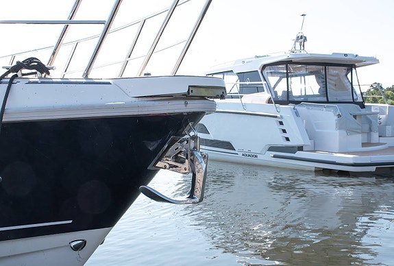 AQUADOR 33 HT | 2x D3-220 | 5995/m 4 of 12