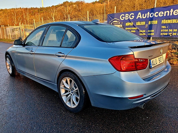 BMW 320 5 of 16