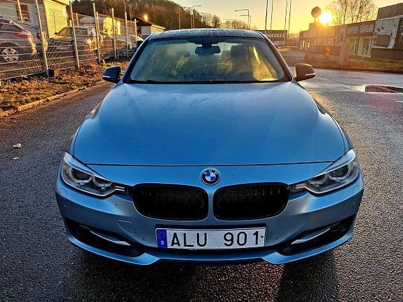 BMW 320 4 of 16