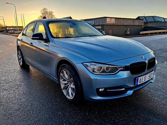 BMW 320 7 of 16