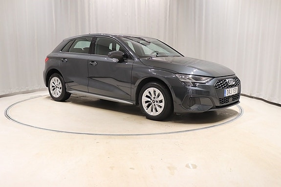 Audi A3 3 of 5