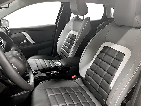Citroen C4 X 4 of 5