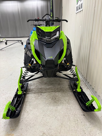 Arctic Cat M858 SP ES 154" 3 of 5