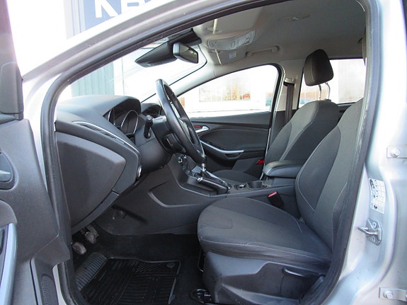 Ford Focus 12 of 14