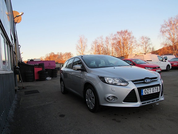 Ford Focus 4 of 14