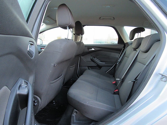 Ford Focus 13 of 14
