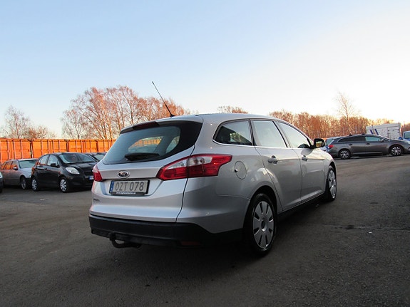 Ford Focus 5 of 14