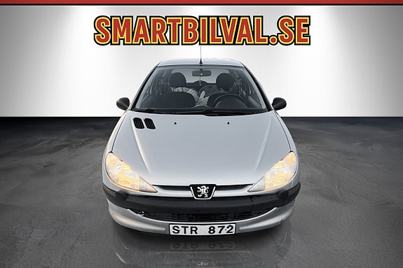 Peugeot 206 2 of 5