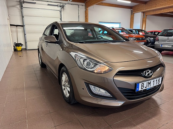 Hyundai i30 5 of 5
