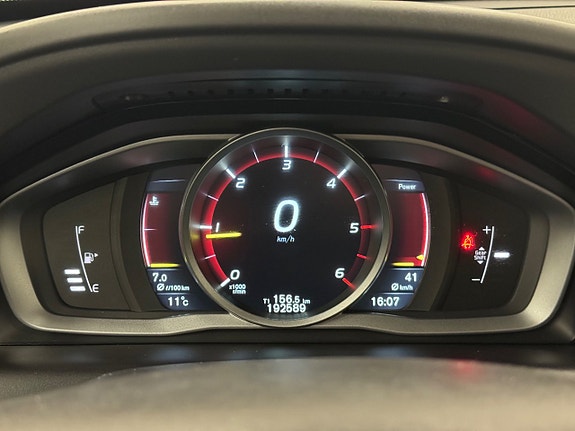 Volvo XC60 19 of 19