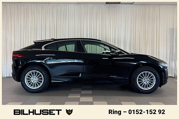 Jaguar I-PACE 3 of 21
