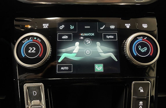 Jaguar I-PACE 15 of 21