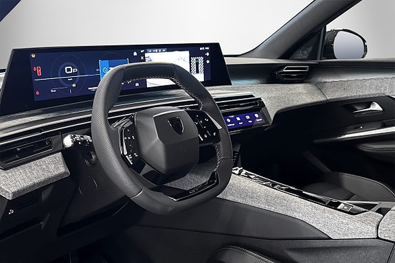 Peugeot 3008 4 of 5