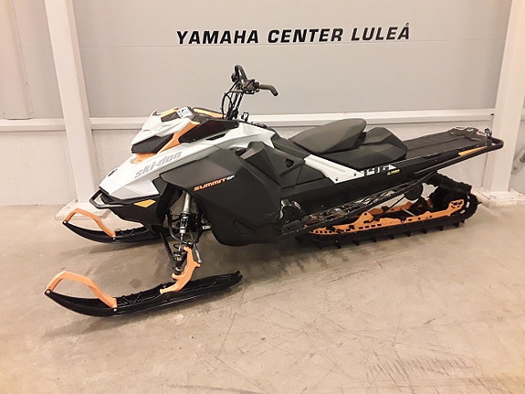 Ski-doo Summit