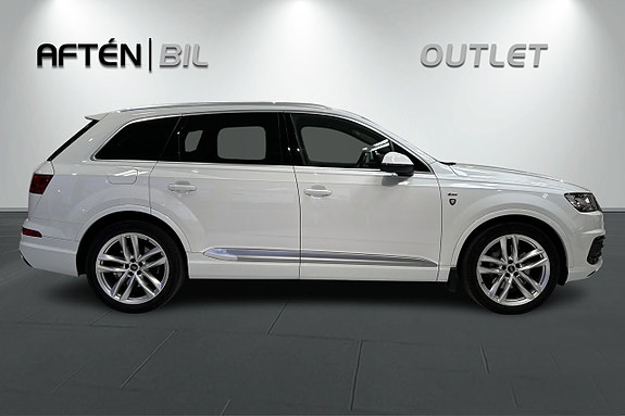 Audi Q7 6 of 26
