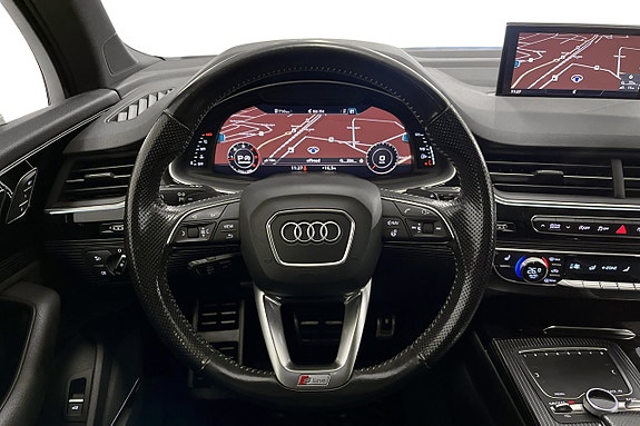 Audi Q7 13 of 26