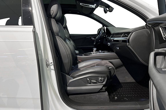Audi Q7 17 of 26