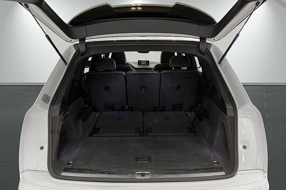 Audi Q7 19 of 26