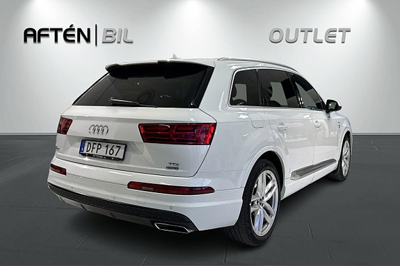 Audi Q7 7 of 26