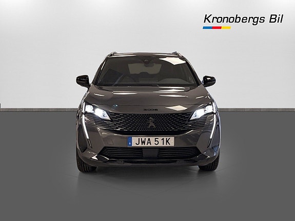 Peugeot 3008 2 of 5