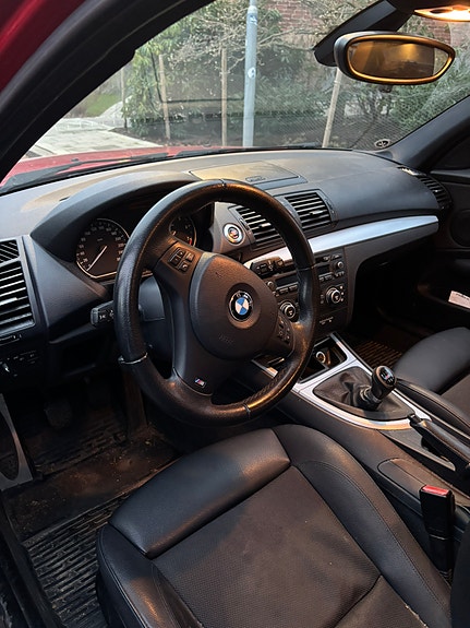 BMW 120i 4 of 4