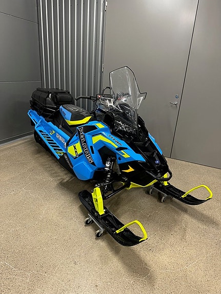 Polaris Titan 800 XC 155"