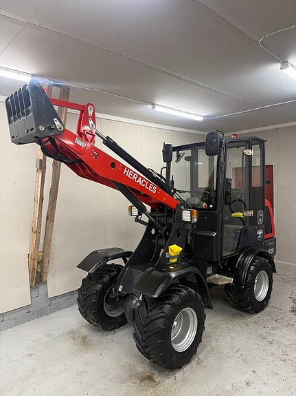Heracles H220 Hjullastare