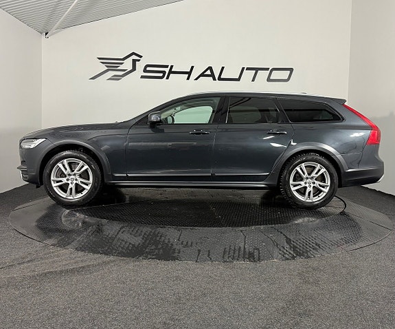 Volvo V90 Cross Country 9 of 21