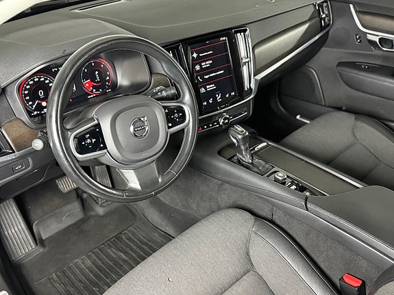 Volvo V90 Cross Country 6 of 21