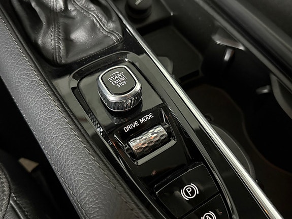 Volvo V90 Cross Country 21 of 21