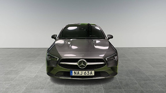 Mercedes-Benz CLA220 d 2 of 28