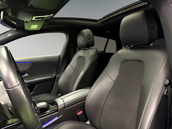 Mercedes-Benz CLA220 d 4 of 28