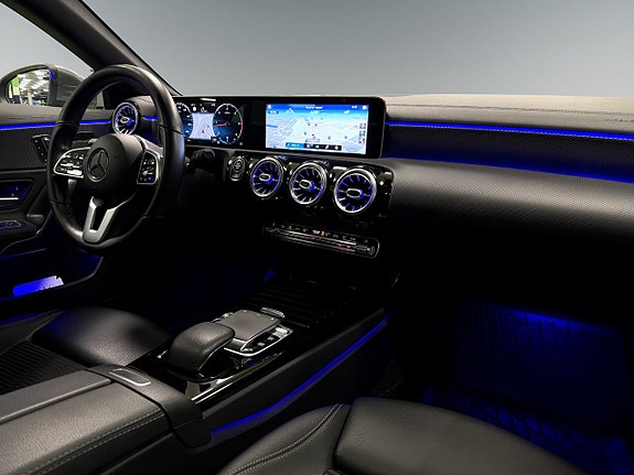 Mercedes-Benz CLA220 d 20 of 28