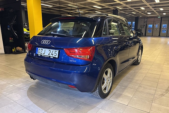 Audi A1 3 of 5