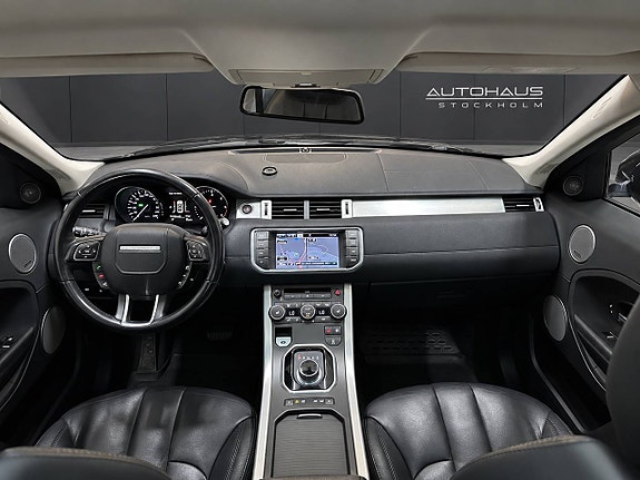 Land Rover Range Rover Evoque 13 of 22
