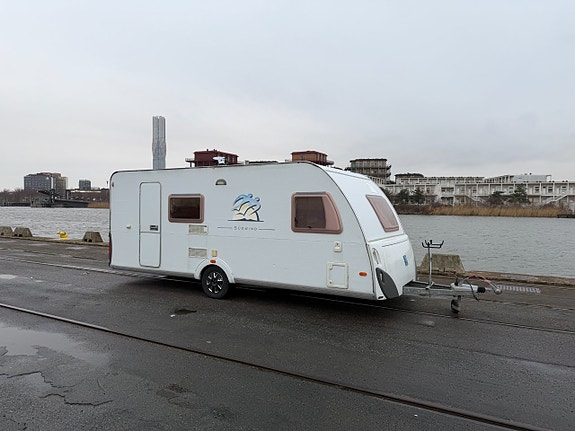 Knaus Sudwind 550 FSK Barnkammare