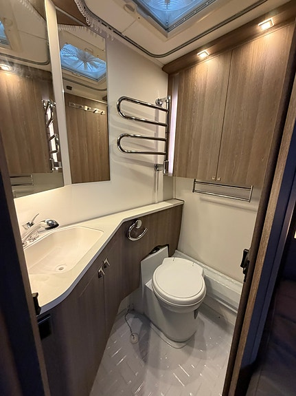 KABE Royal 780 BGXL KS 8 of 19