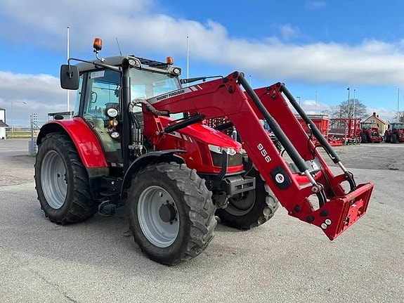 Massey Ferguson 5613/Frisikts tak